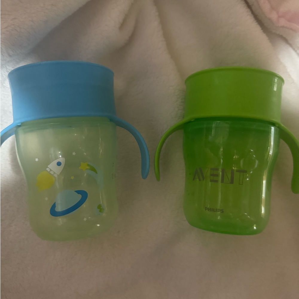 Philips Avent Blue and Green Toddler Sippy Cups